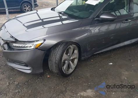 2018 Honda Accord Touring 2.0T из США, поврежденный, VIN 1HGCV2F90JA045517
